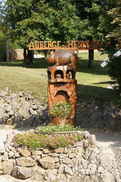 Auberge Du Herisson La Chaux-du-Dombief Exterior foto